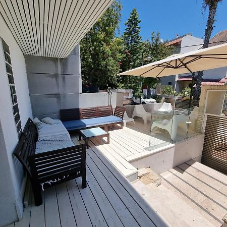 וילה אברמוביץ Villa Ришон ле Цион Екстериор снимка